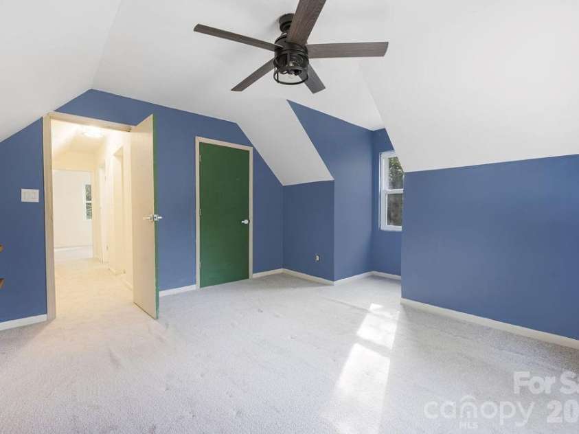 6515 Burning Bush Court, Charlotte, NC 28227.  MLS# CAR4359745, YatesRealty ID 9521. 