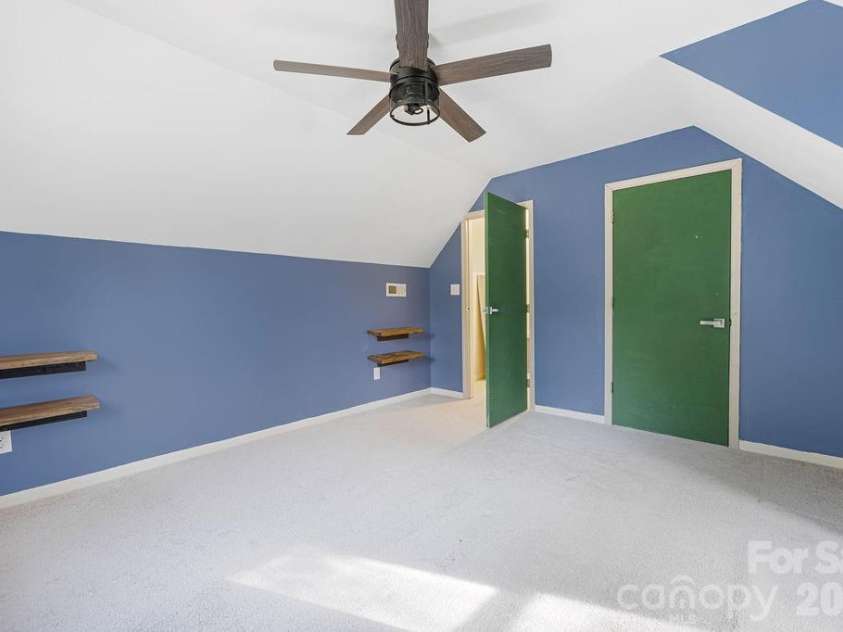 6515 Burning Bush Court, Charlotte, NC 28227.  MLS# CAR4359745, YatesRealty ID 9521. 
