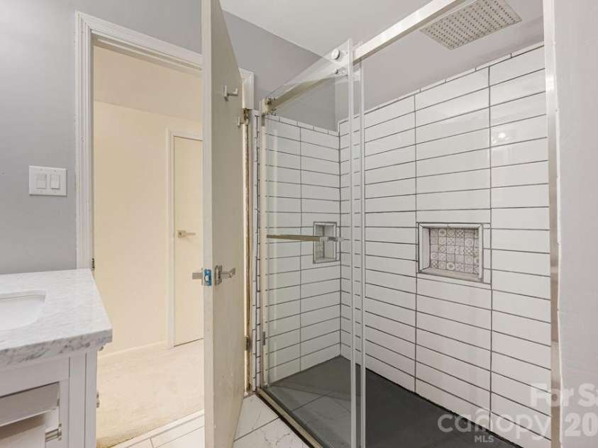 6515 Burning Bush Court, Charlotte, NC 28227.  MLS# CAR4359745, YatesRealty ID 9521. 