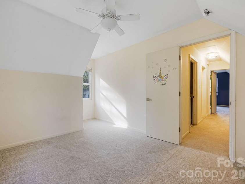 6515 Burning Bush Court, Charlotte, NC 28227.  MLS# CAR4359745, YatesRealty ID 9521. 