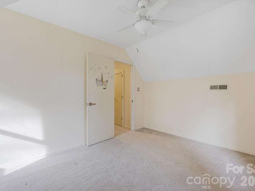 6515 Burning Bush Court, Charlotte, NC 28227.  MLS# CAR4359745, YatesRealty ID 9521. 