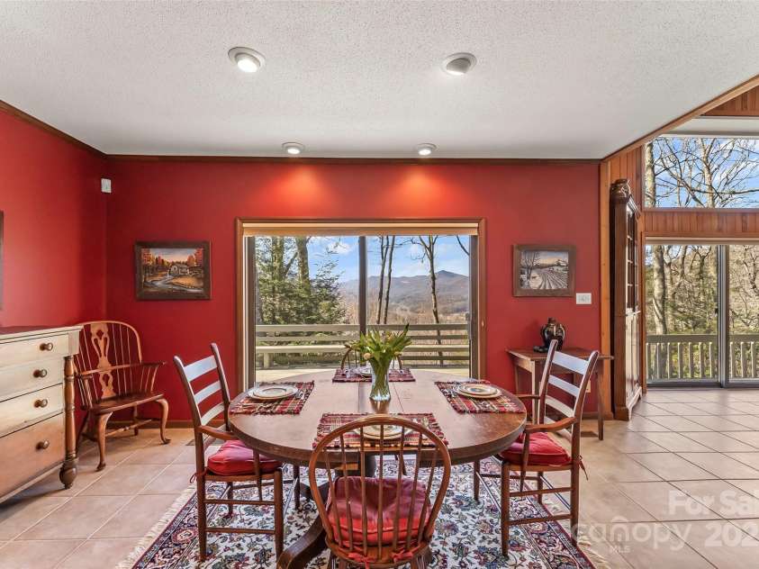 243 Red Oak Trail, Boone, NC 28607.  MLS# CAR4228370, YatesRealty ID 9522. 