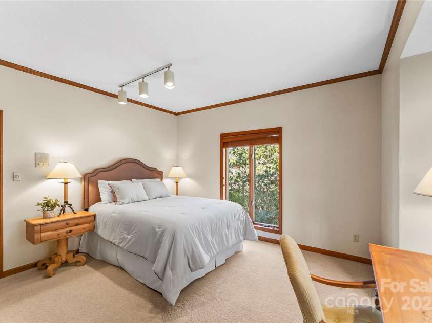 243 Red Oak Trail, Boone, NC 28607.  MLS# CAR4228370, YatesRealty ID 9522. 