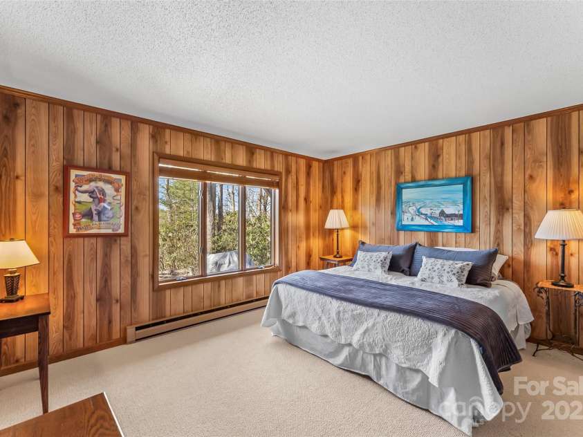 243 Red Oak Trail, Boone, NC 28607.  MLS# CAR4228370, YatesRealty ID 9522. 