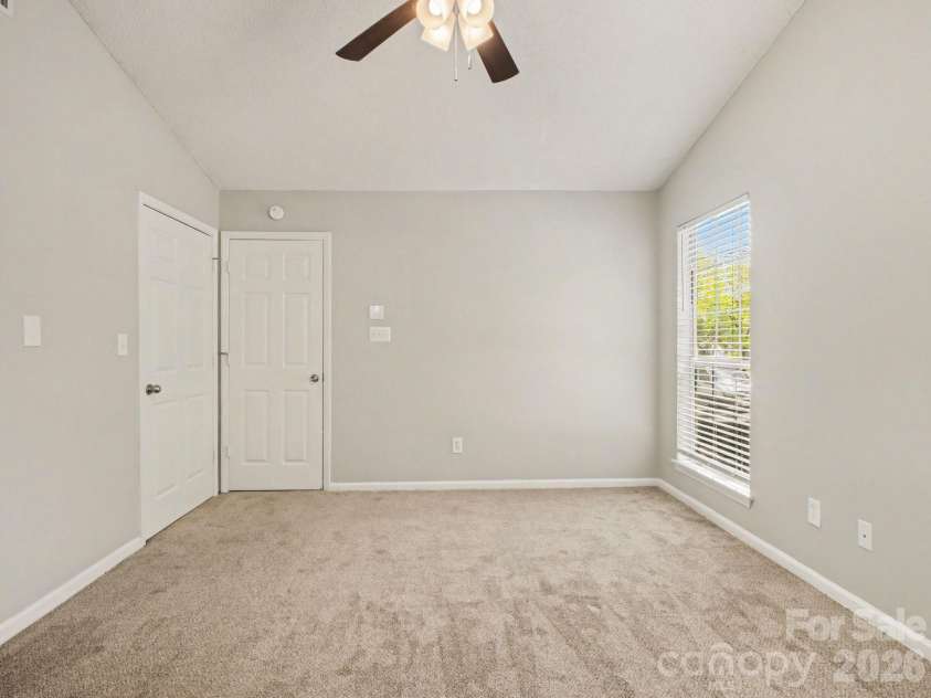 9214 Rotherham Lane, Charlotte, NC 28216.  MLS# CAR4366005, YatesRealty ID 9524. 