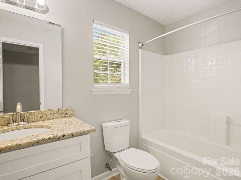 9214 Rotherham Lane, Charlotte, NC 28216.  MLS# CAR4366005, YatesRealty ID 9524. 