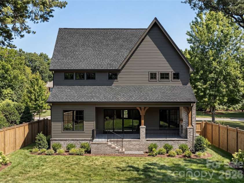1646 Arnold Drive, Charlotte, NC 28205.  MLS# CAR4364847, YatesRealty ID 9527. 