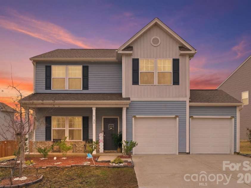 5126 Saddleback Drive, Mount Holly, NC 28120.  MLS# CAR4357305, YatesRealty ID 9528. 