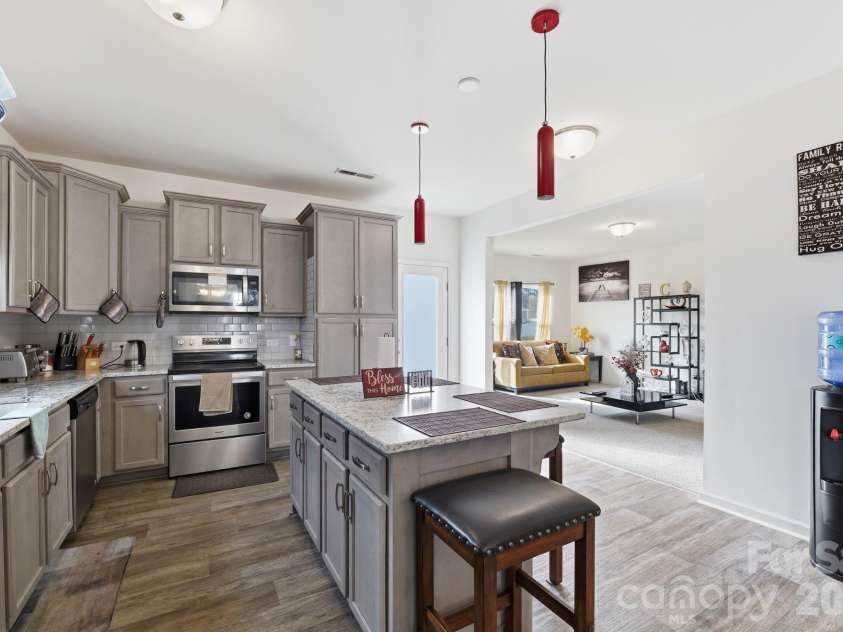 5126 Saddleback Drive, Mount Holly, NC 28120.  MLS# CAR4357305, YatesRealty ID 9528. 