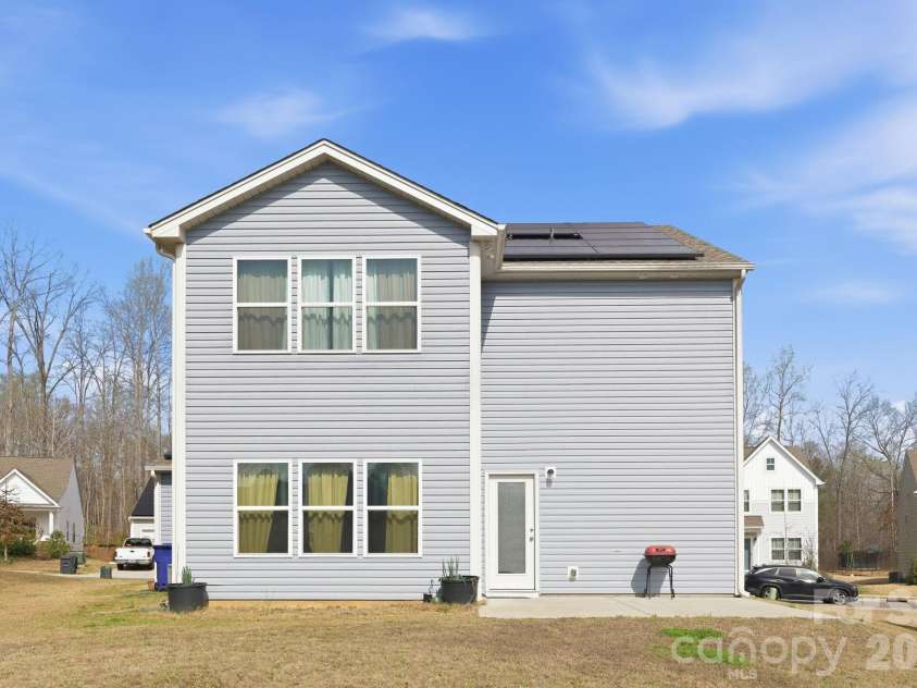 5126 Saddleback Drive, Mount Holly, NC 28120.  MLS# CAR4357305, YatesRealty ID 9528. 