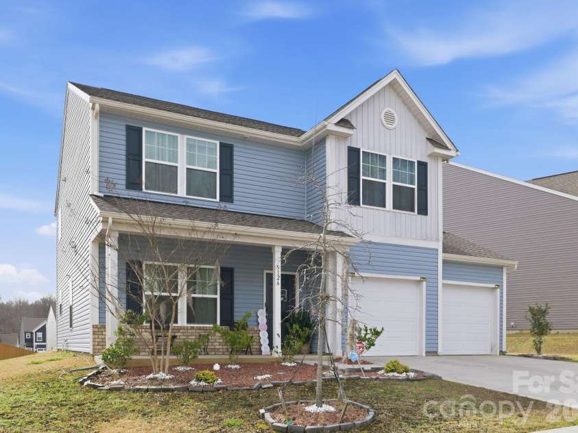 5126 Saddleback Drive, Mount Holly, NC 28120.  MLS# CAR4357305, YatesRealty ID 9528. 