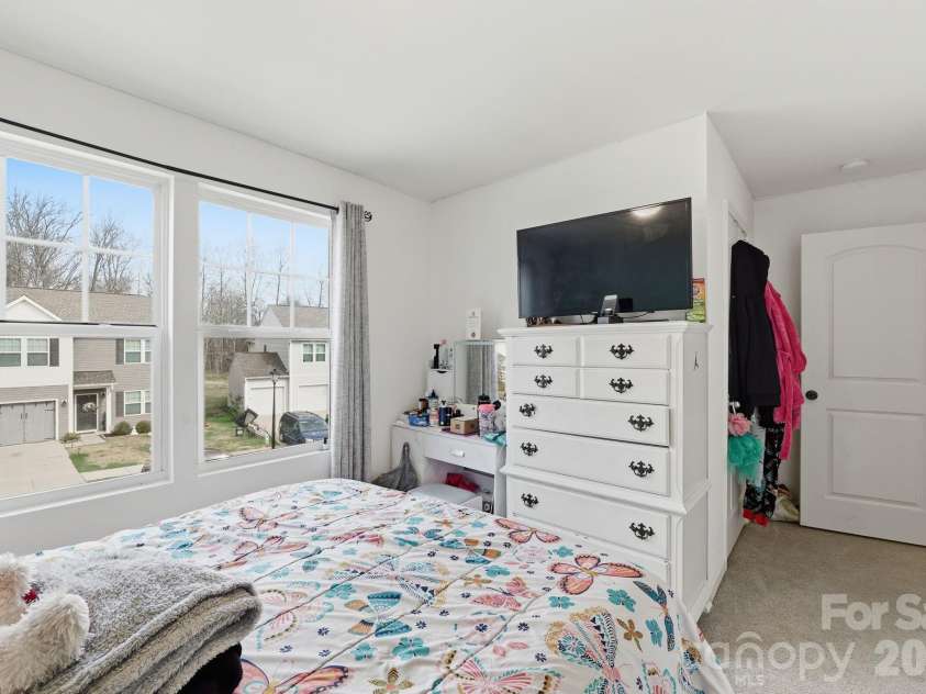 5126 Saddleback Drive, Mount Holly, NC 28120.  MLS# CAR4357305, YatesRealty ID 9528. 