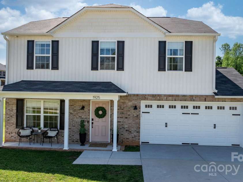 1925 Maius Drive, Conover, NC 28613.  MLS# CAR4253855, YatesRealty ID 9529. 