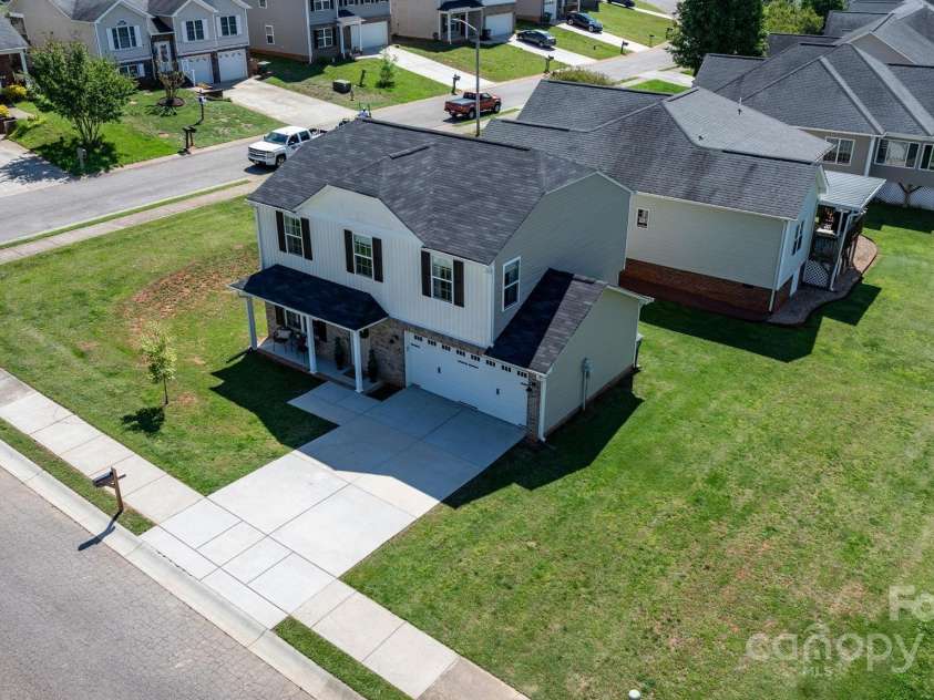 1925 Maius Drive, Conover, NC 28613.  MLS# CAR4253855, YatesRealty ID 9529. 