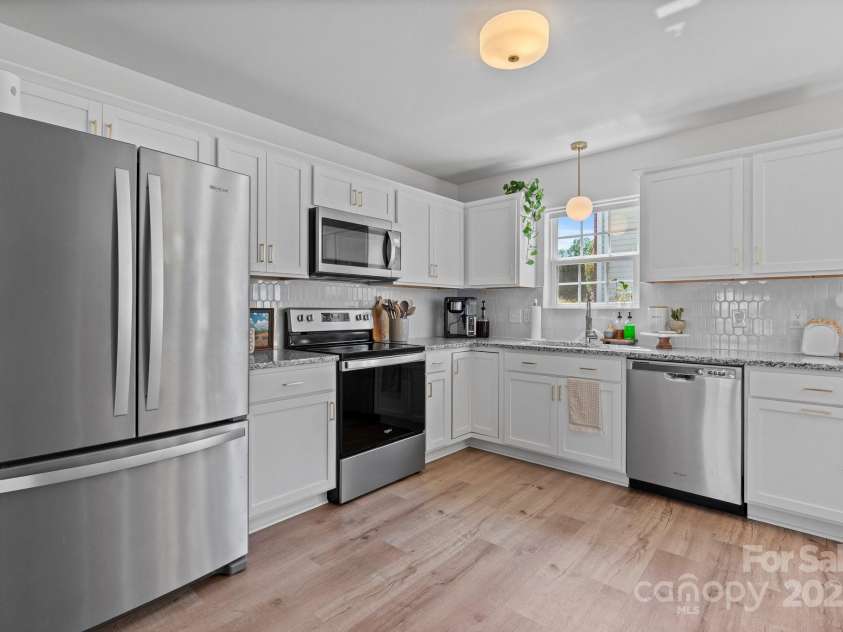 1925 Maius Drive, Conover, NC 28613.  MLS# CAR4253855, YatesRealty ID 9529. 