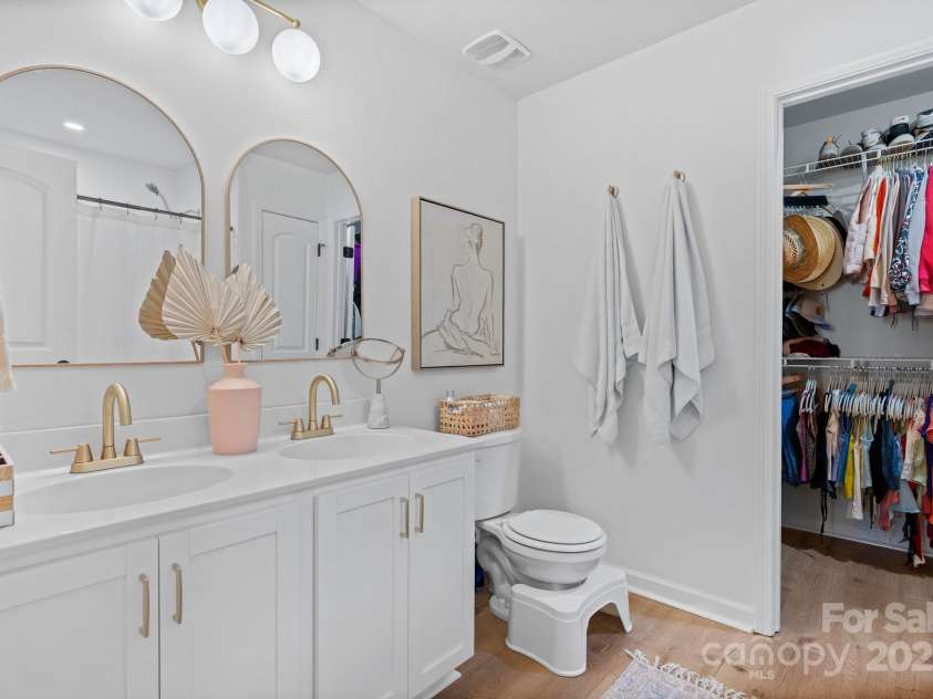 1925 Maius Drive, Conover, NC 28613.  MLS# CAR4253855, YatesRealty ID 9529. 