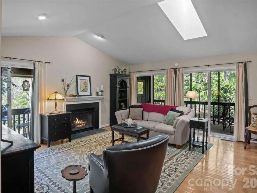 335 Melrose Avenue, Tryon, NC 28782.  MLS# CAR4366649, YatesRealty ID 9529. 