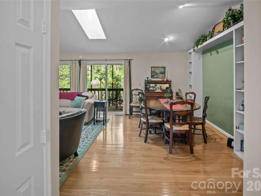 335 Melrose Avenue, Tryon, NC 28782.  MLS# CAR4366649, YatesRealty ID 9529. 