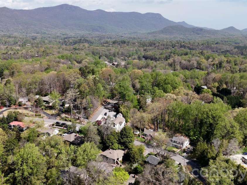 335 Melrose Avenue, Tryon, NC 28782.  MLS# CAR4366649, YatesRealty ID 9529. 
