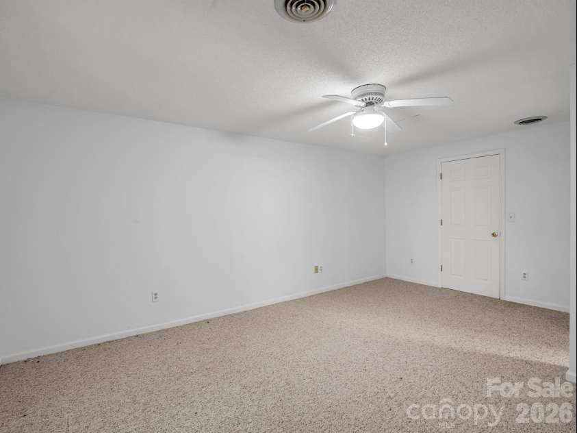 335 Melrose Avenue, Tryon, NC 28782.  MLS# CAR4417394, YatesRealty ID 9529. Multi-purpose room. Large walk-in closet