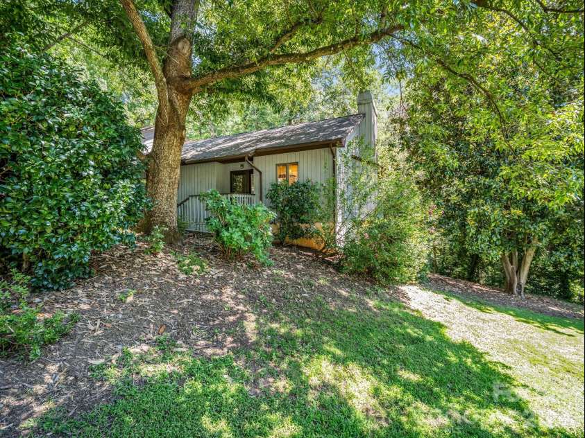 335 Melrose Avenue, Tryon, NC 28782.  MLS# CAR4417394, YatesRealty ID 9529. View from street