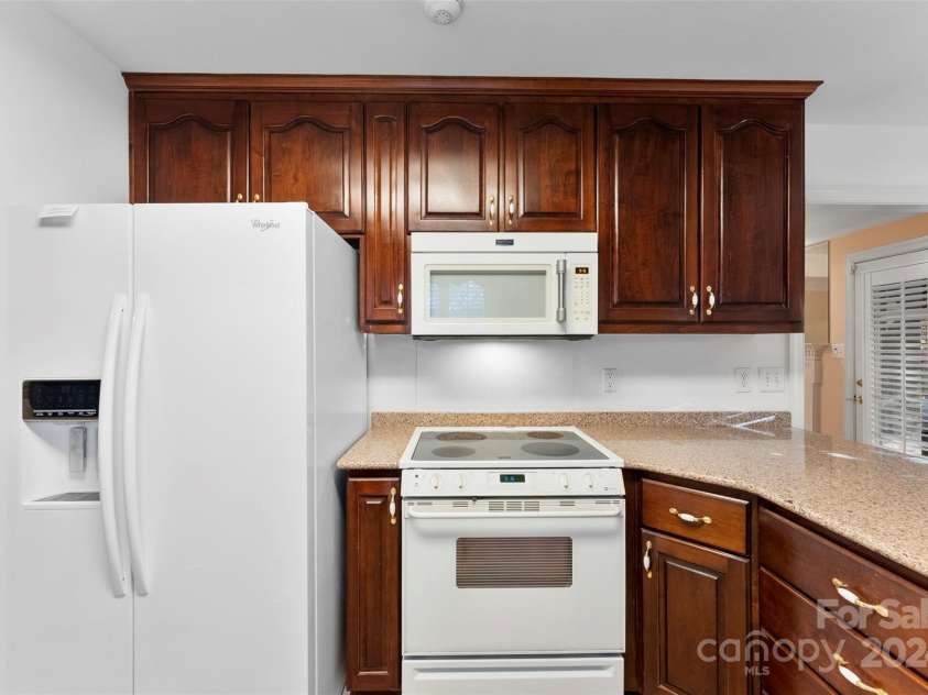 1982 Wexford Court, Gastonia, NC 28054.  MLS# CAR4199635, YatesRealty ID 9530. 