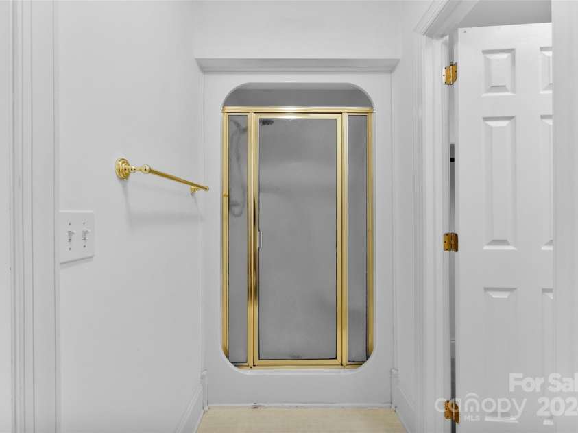 1982 Wexford Court, Gastonia, NC 28054.  MLS# CAR4199635, YatesRealty ID 9530. 