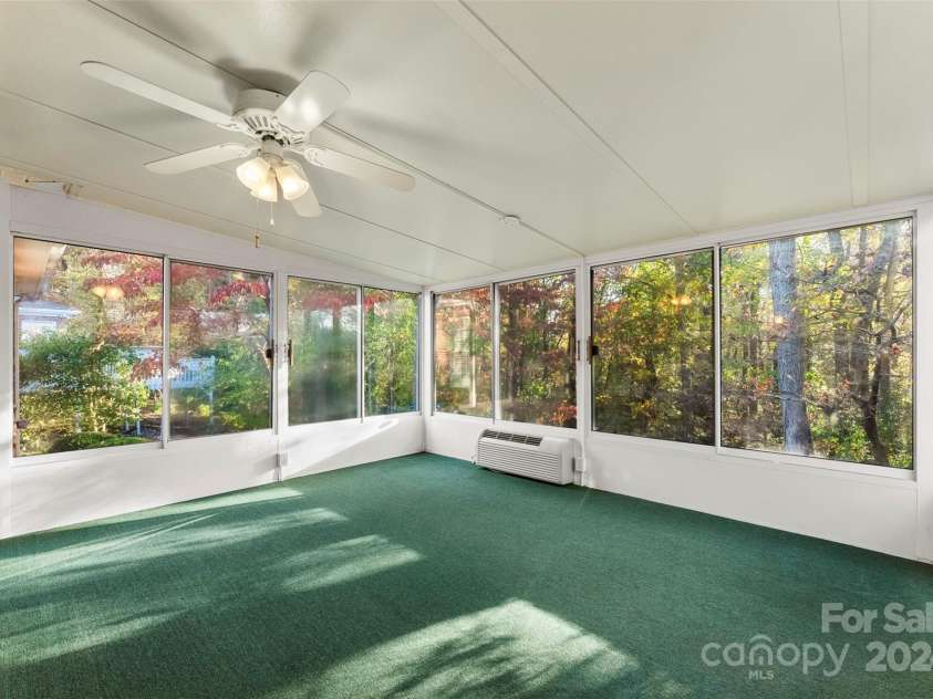 1982 Wexford Court, Gastonia, NC 28054.  MLS# CAR4199635, YatesRealty ID 9530. 