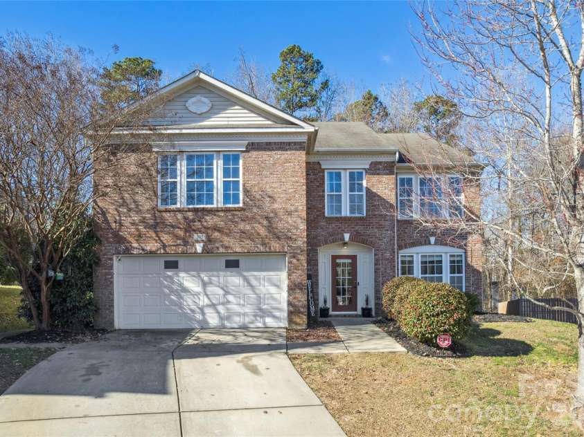 205 Edzell Drive, Salisbury, NC 28146.  MLS# CAR4336512, YatesRealty ID 9531. Welcome Home!