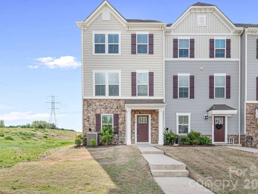 1814 Aspire Street, Charlotte, NC 28262.  MLS# CAR4366394, YatesRealty ID 9532. 