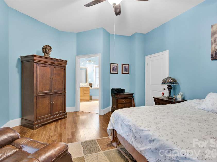 267 Ikerd Drive, Concord, NC 28025.  MLS# CAR4264417, YatesRealty ID 9533. Primary Bedroom