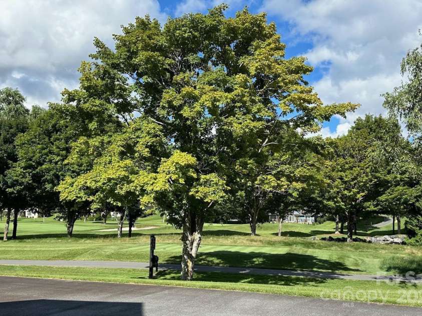 495 Landing Drive, Jefferson, NC 28640.  MLS# CAR4239689, YatesRealty ID 9533. 