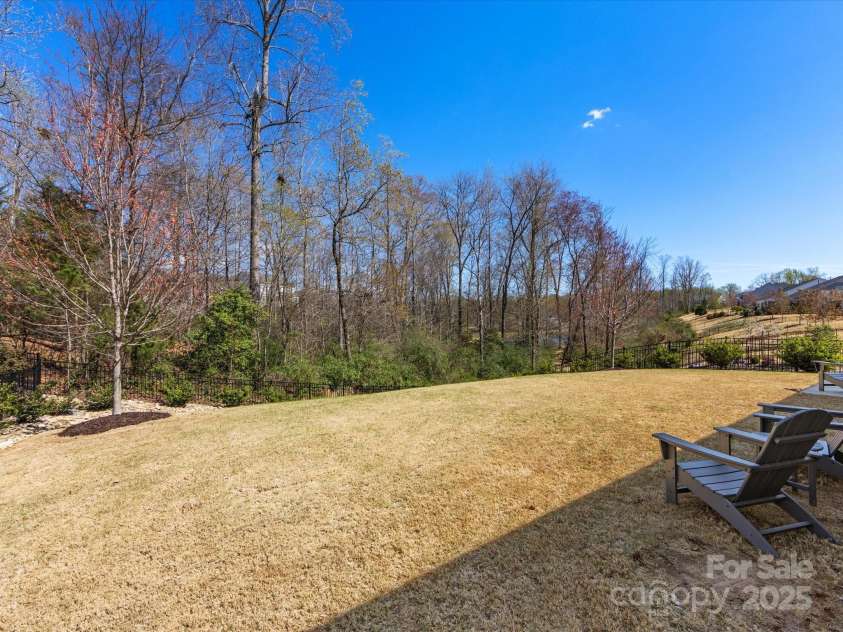 5013 Watercrest Trail, Belmont, NC 28012.  MLS# CAR4234154, YatesRealty ID 9534. Back yard backs up to woods