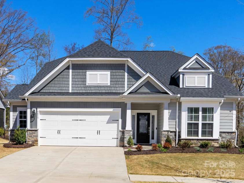 5013 Watercrest Trail, Belmont, NC 28012.  MLS# CAR4234154, YatesRealty ID 9534. Welcome home!