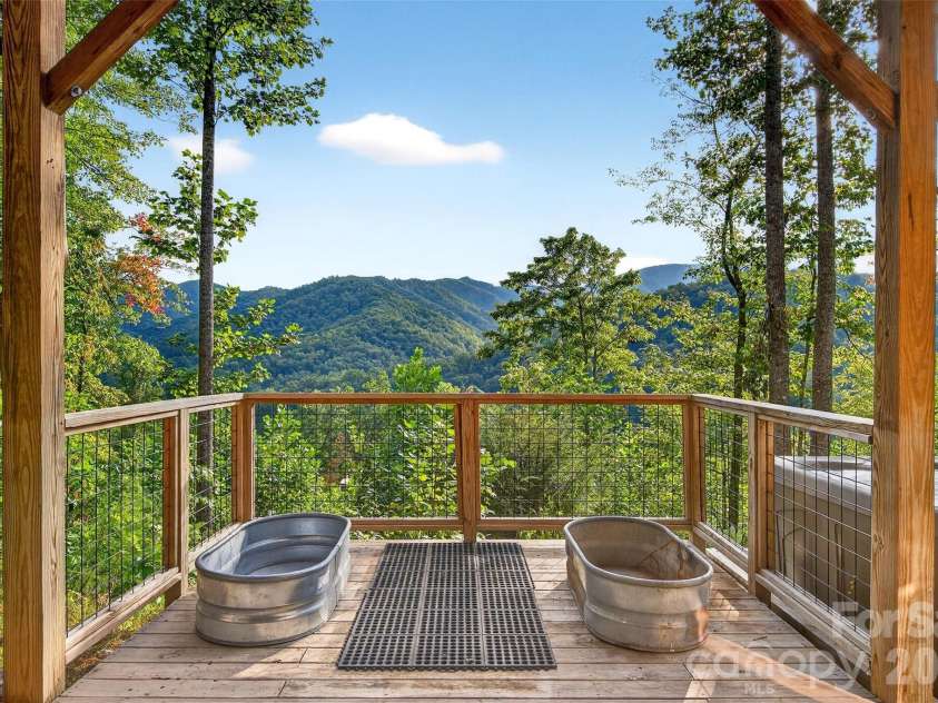 8032 Buck Creek Road, Marion, NC 28752.  MLS# CAR4363181, YatesRealty ID 9534. 