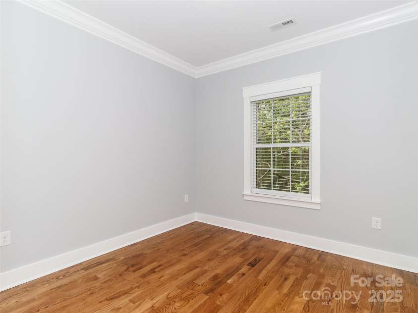 2302 Jordi Way, Charlotte, NC 28213.  MLS# CAR4244995, YatesRealty ID 9535. 
