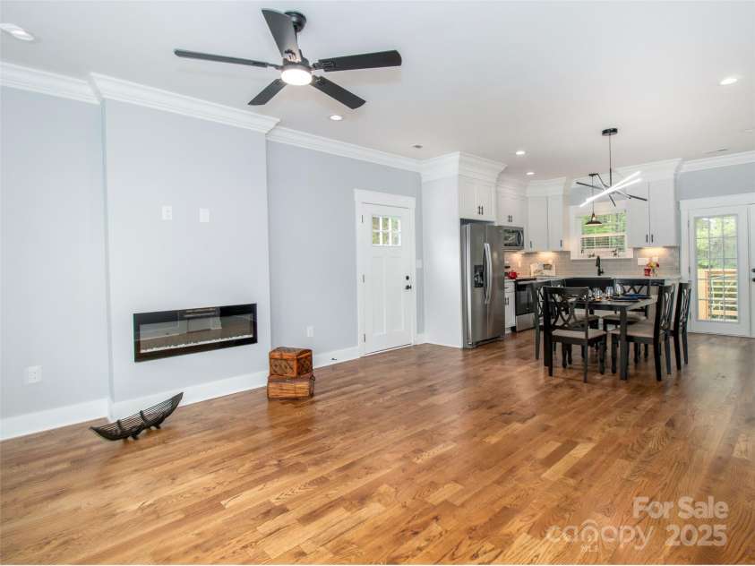 2302 Jordi Way, Charlotte, NC 28213.  MLS# CAR4244995, YatesRealty ID 9535. 