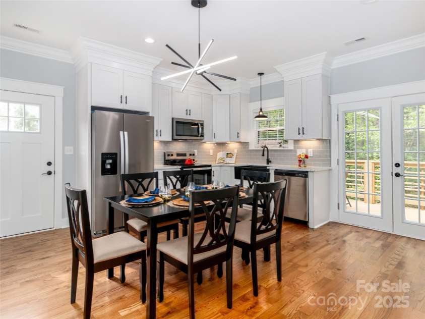 2302 Jordi Way, Charlotte, NC 28213.  MLS# CAR4244995, YatesRealty ID 9535. 