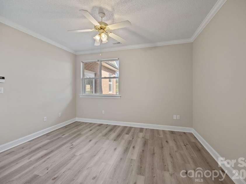 3944 Jasmine Lane, Denver, NC 28037.  MLS# CAR4355941, YatesRealty ID 9535. 