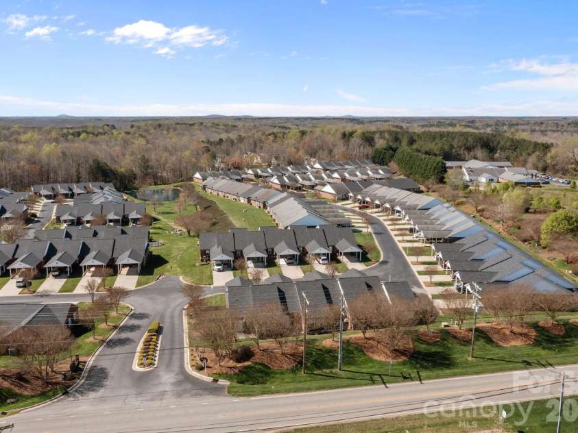 3944 Jasmine Lane, Denver, NC 28037.  MLS# CAR4355941, YatesRealty ID 9535. 