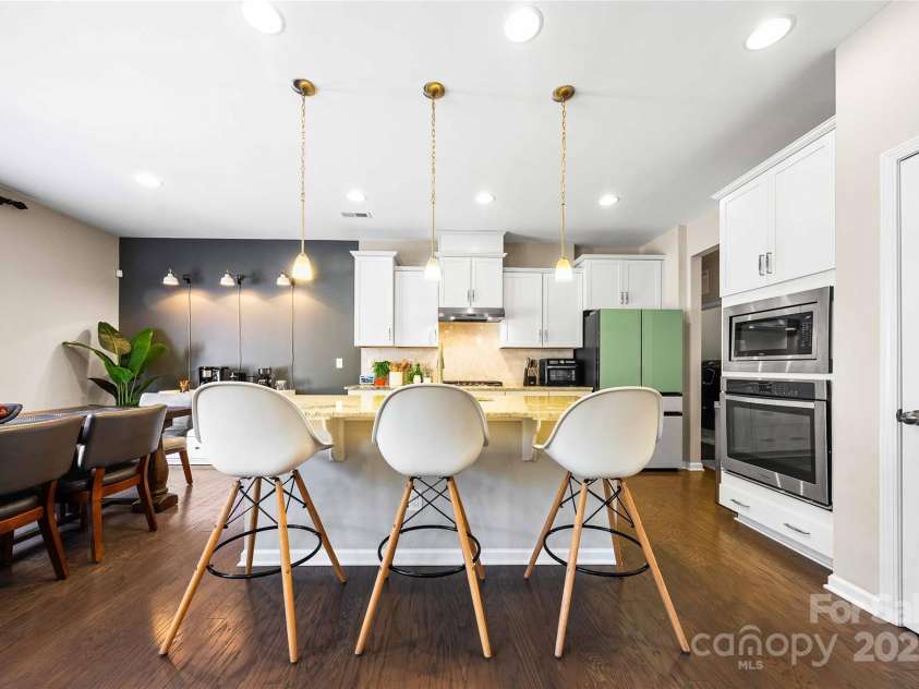 2914 Hiddenbrook Way, Indian Land, SC 29707.  MLS# CAR4227990, YatesRealty ID 9536. Modern Kitchen