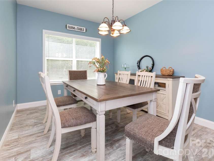653 Mag Sluder Road, Alexander, NC 28701.  MLS# CAR4299475, YatesRealty ID 9536. Dining area