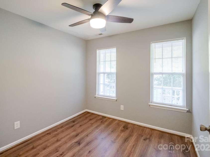 2416 Hart Road, Charlotte, NC 28214.  MLS# CAR4249758, YatesRealty ID 9538. 