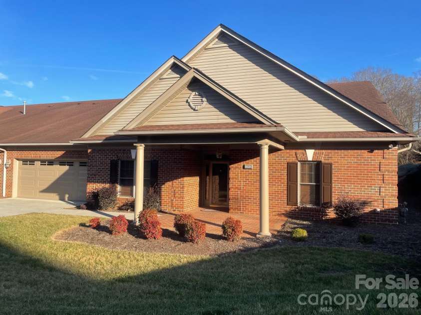 499 26th Avenue, Hickory, NC 28601.  MLS# CAR4337149, YatesRealty ID 954. Front View