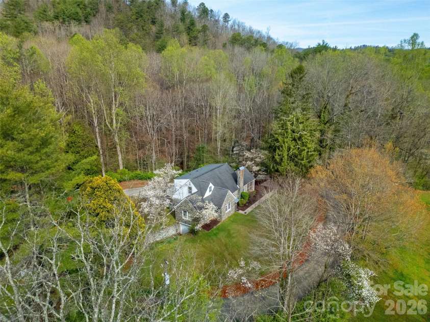 514 Cherryfield Loop, Brevard, NC 28712.  MLS# CAR4364548, YatesRealty ID 9540. 