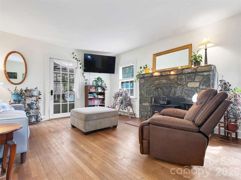 514 Cherryfield Loop, Brevard, NC 28712.  MLS# CAR4364548, YatesRealty ID 9540. 