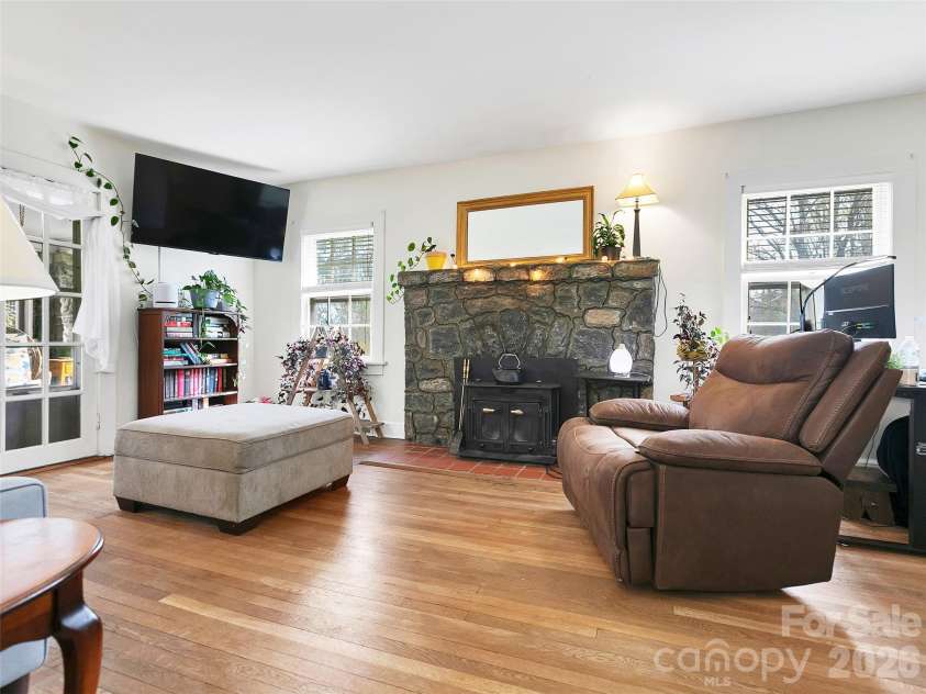514 Cherryfield Loop, Brevard, NC 28712.  MLS# CAR4364548, YatesRealty ID 9540. 