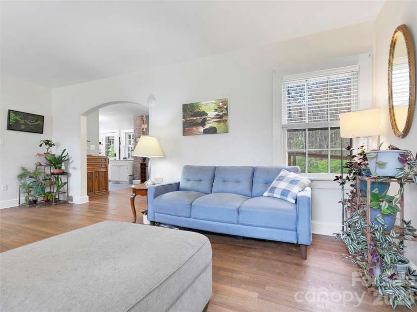514 Cherryfield Loop, Brevard, NC 28712.  MLS# CAR4364548, YatesRealty ID 9540. 