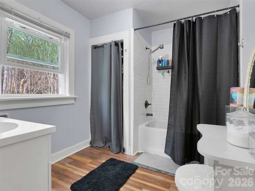 514 Cherryfield Loop, Brevard, NC 28712.  MLS# CAR4364548, YatesRealty ID 9540. 