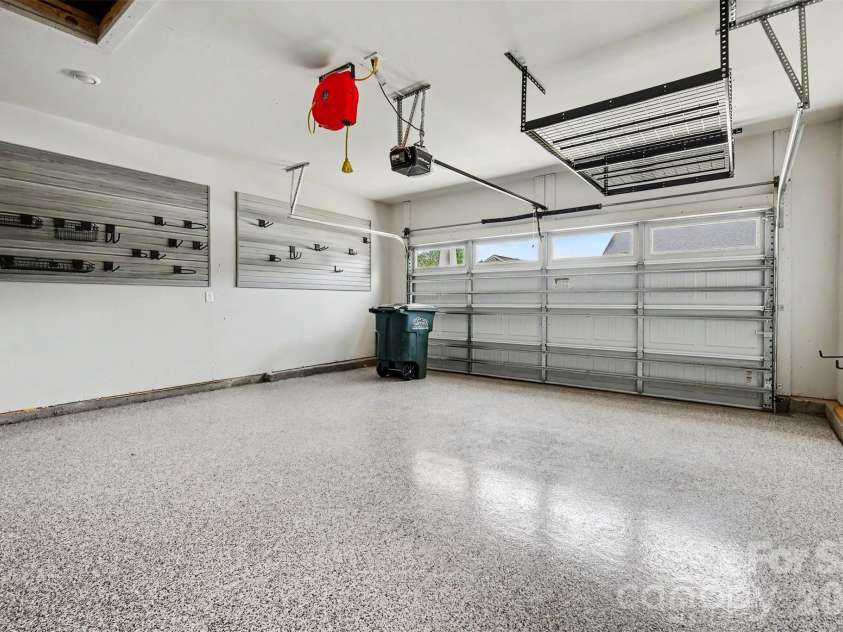 9113 Myrna Drive, Gastonia, NC 28056.  MLS# CAR4356869, YatesRealty ID 9541. 